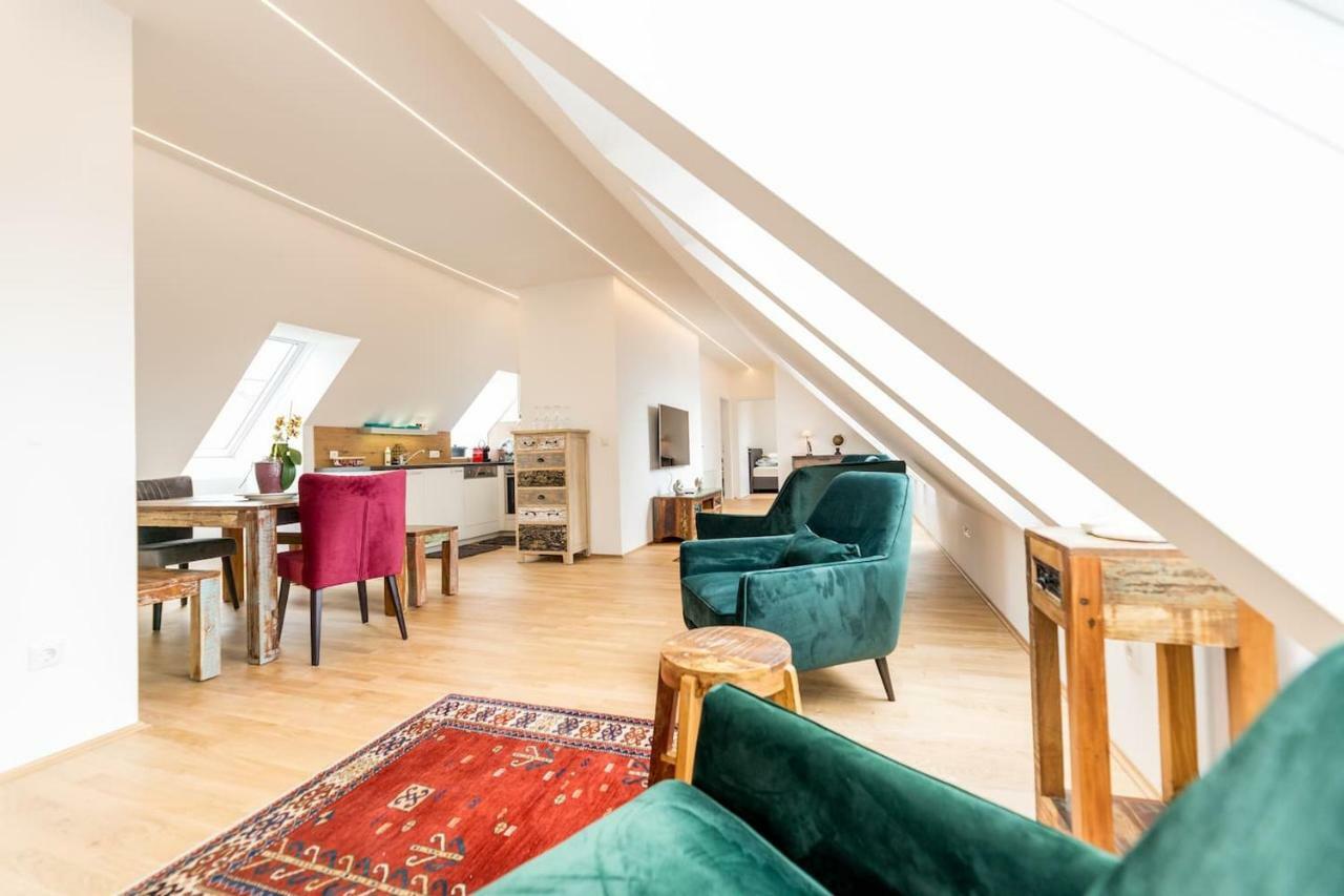 Grosse Dachgeschosswohnung Im Herzen Von גראץ מראה חיצוני תמונה