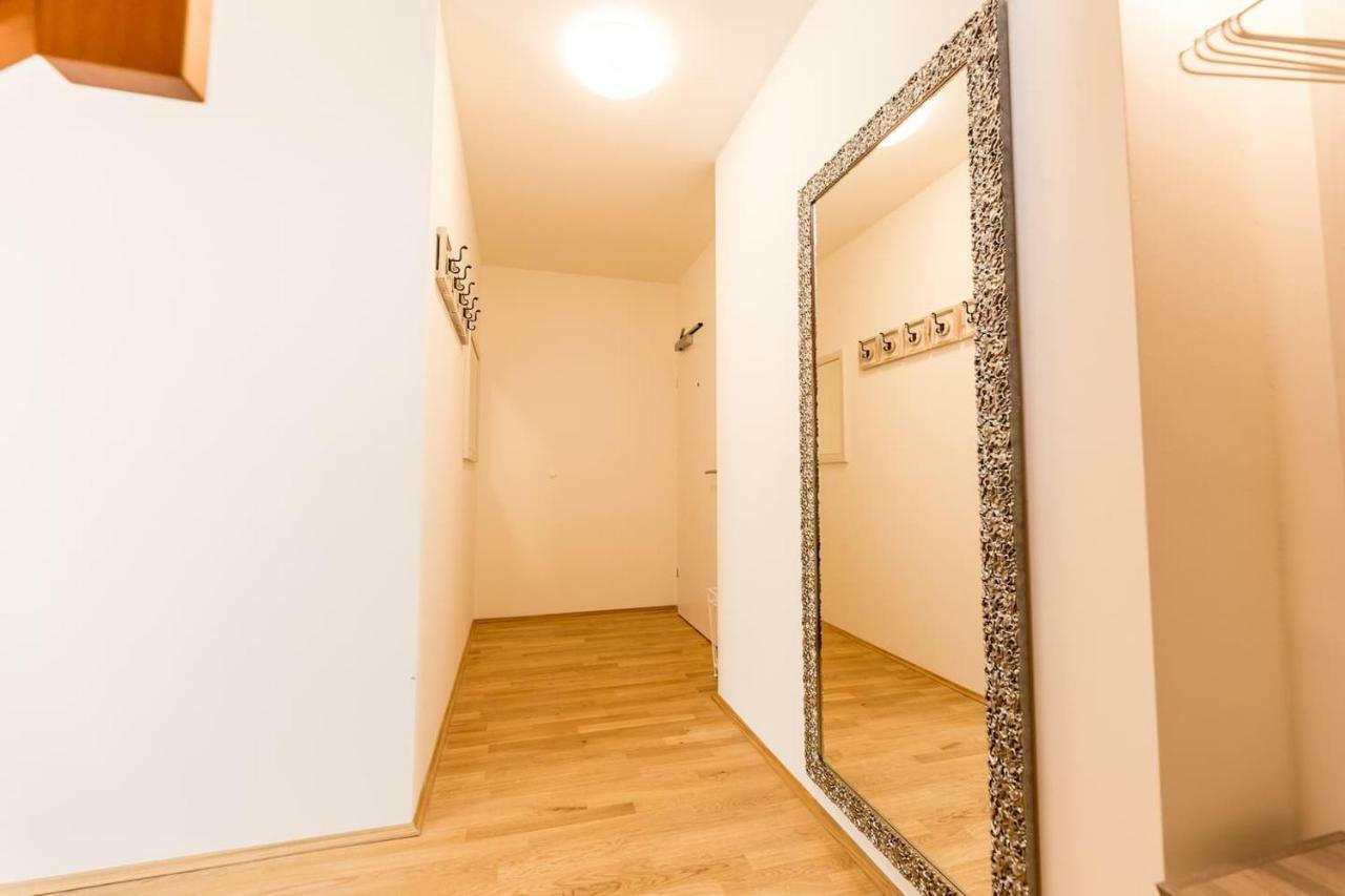 Grosse Dachgeschosswohnung Im Herzen Von גראץ מראה חיצוני תמונה